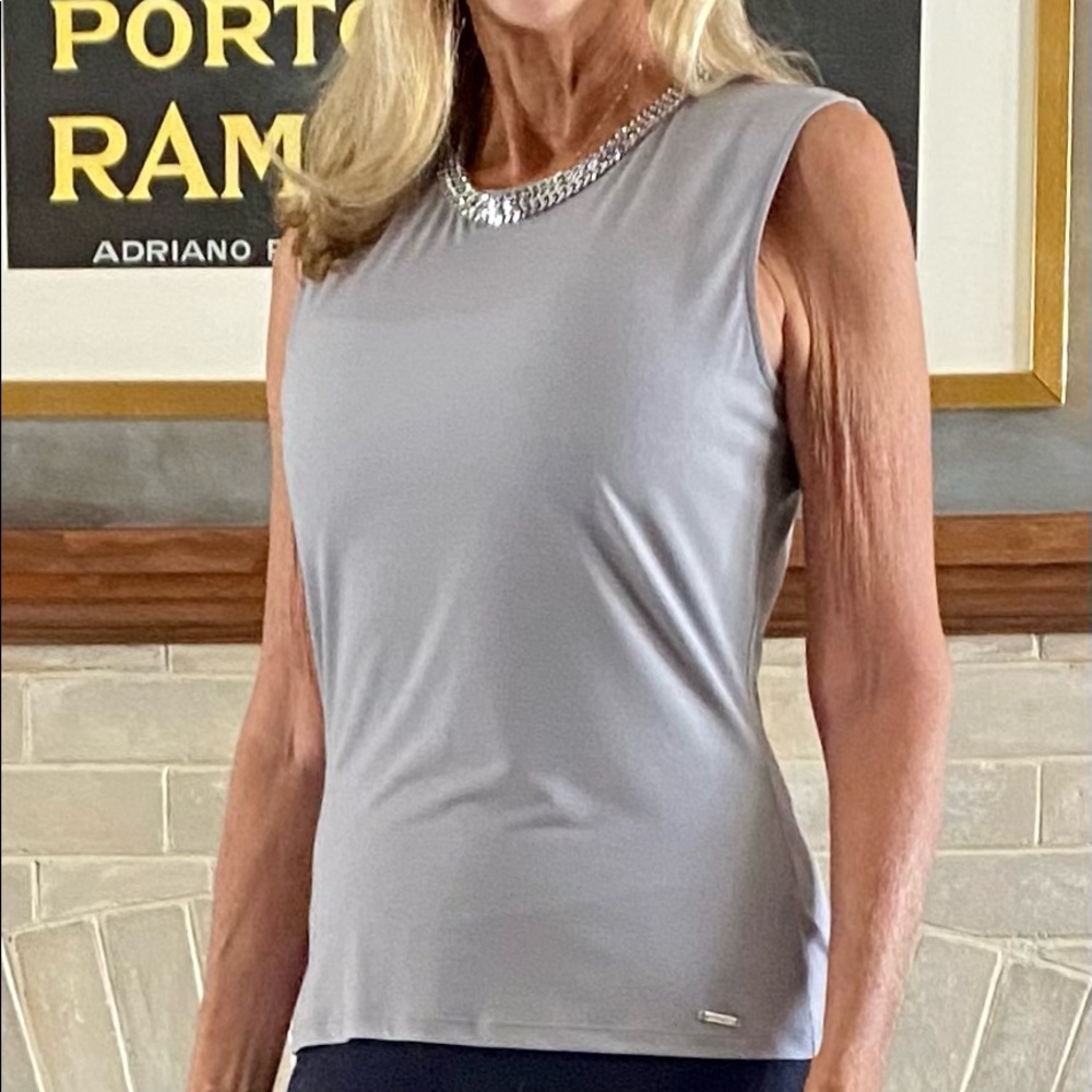 Sleeveless grey dress top in size M